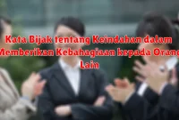 Kata Bijak tentang Keindahan dalam Memberikan Kebahagiaan kepada Orang Lain